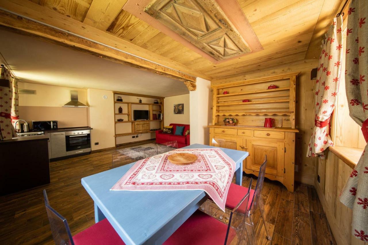 Casa Vacanze Petit Haury - Alloggi Ad Uso Turistico Vda Arvier N 0039 E N 0040 - Eksteriør billede